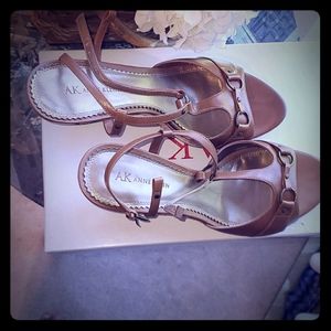 AK Shoes Maddyle Natural leather